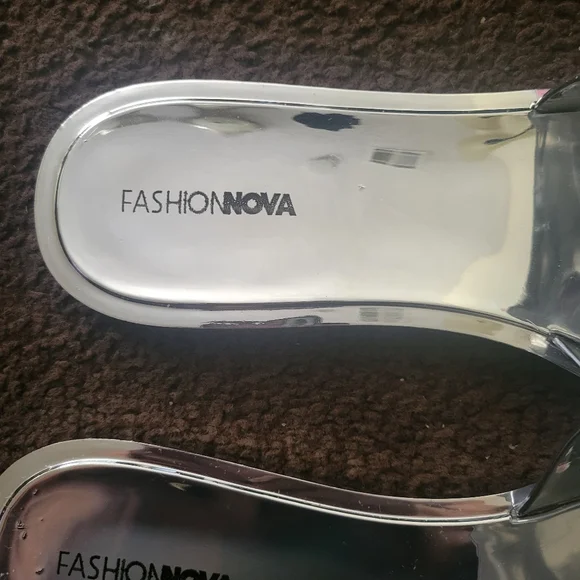 Fashion Nova Silver Sandals - Picture 2 of 3